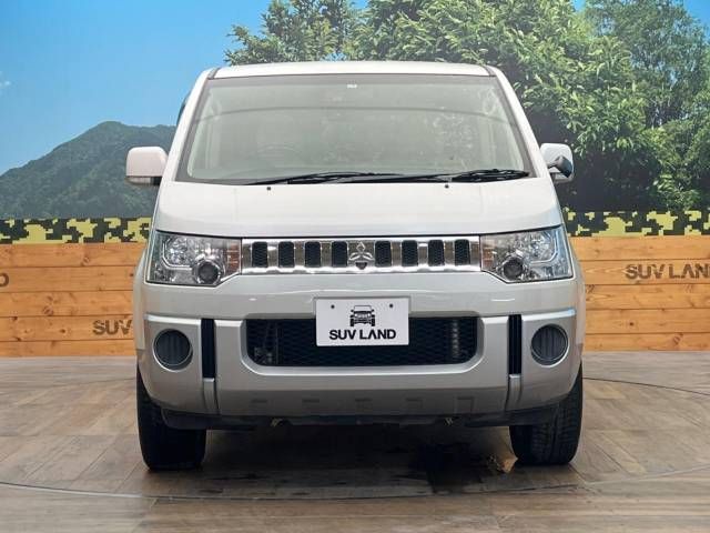 Mitsubishi DELICA D5 2007-03 190875-14