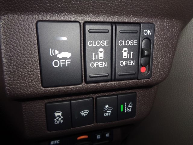 Honda FREED HYBRID 2019-09 195619-24