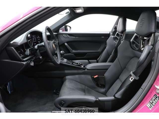 Porsche 911 2024-03 374042-2