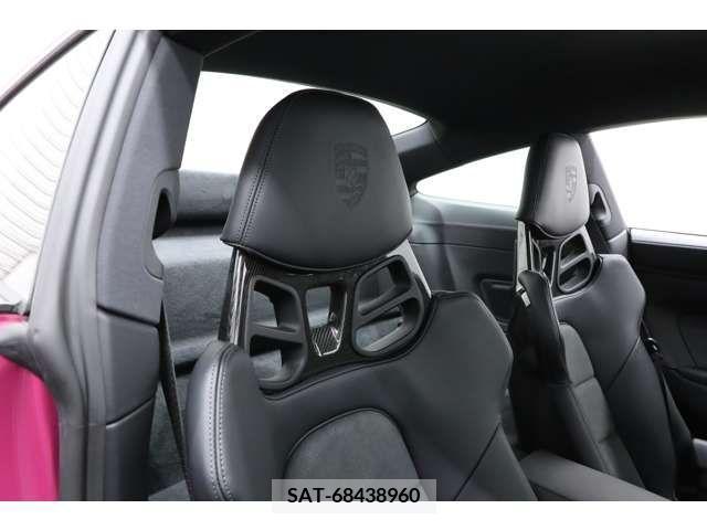 Porsche 911 2024-03 374042-8