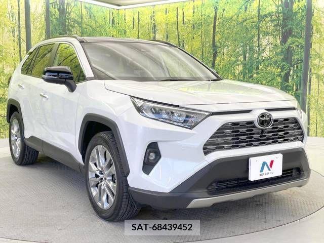 Toyota RAV4 2023-02 210874-16