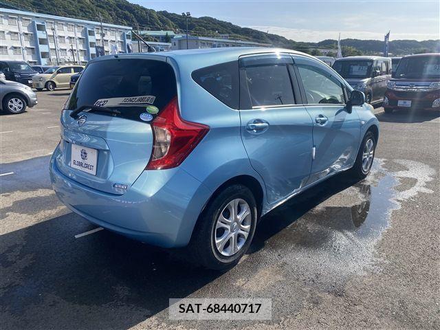 Nissan NOTE 2013-03 207819-2