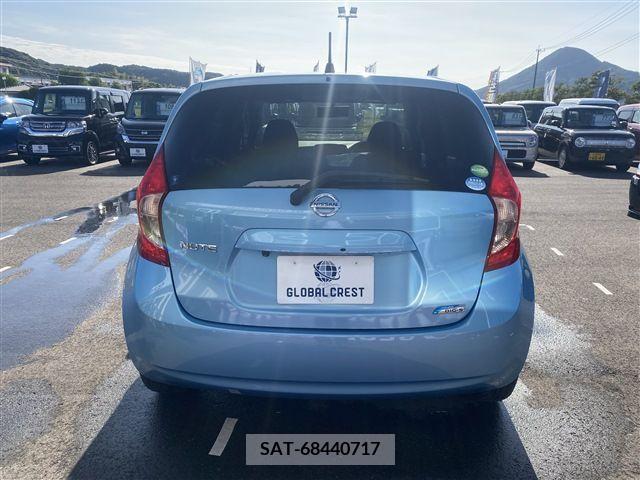 Nissan NOTE 2013-03 207819-10