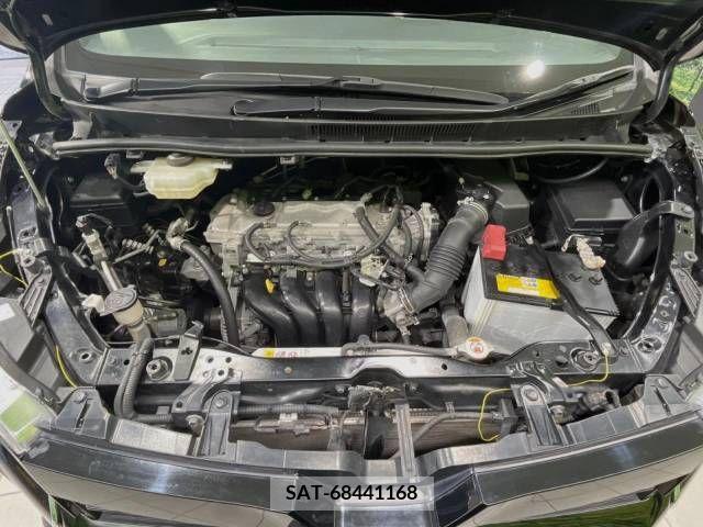 Toyota VOXY 2019-03 341832-19