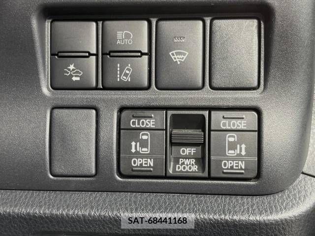 Toyota VOXY 2019-03 341832-3