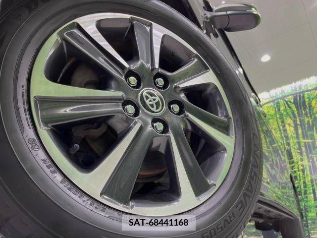 Toyota VOXY 2019-03 341832-14