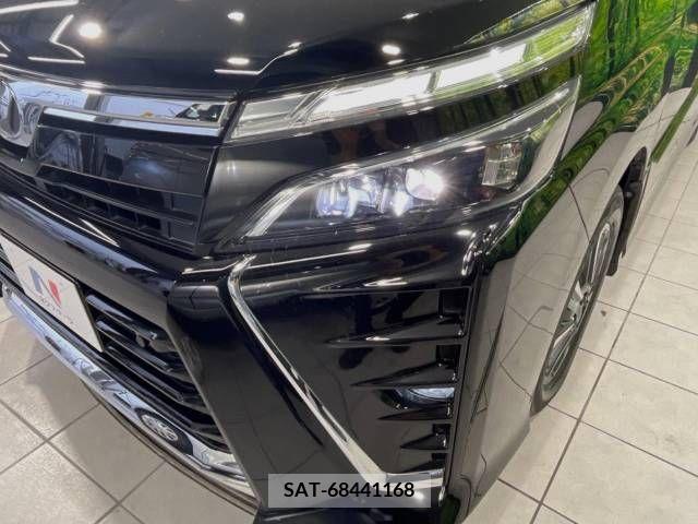 Toyota VOXY 2019-03 341832-13