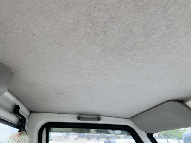 Mitsubishi MINICAB TRUCK 1999-01 7564-13