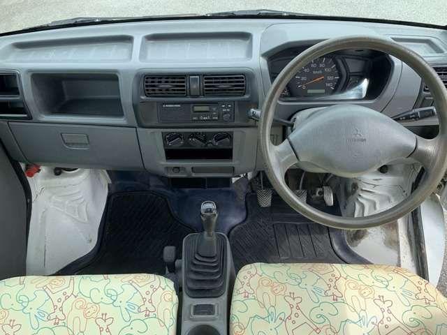 Mitsubishi MINICAB TRUCK 1999-01 7564-11