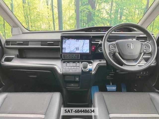 Honda e 2018-04 337980-1