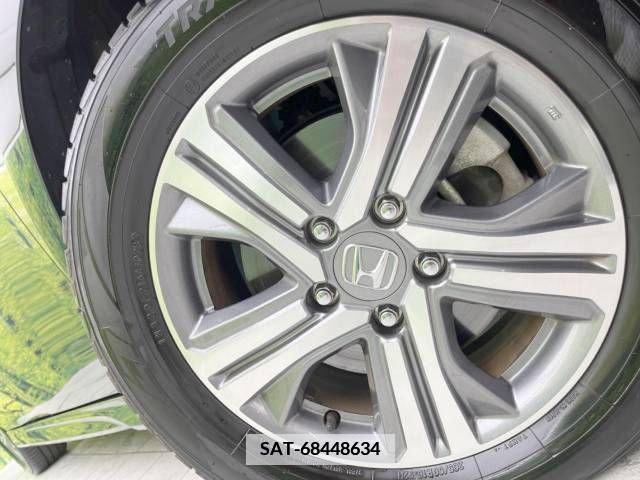 Honda e 2018-04 337980-14