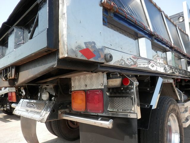 MITSUBISHI FUSO Fighter 2006-08 807-15