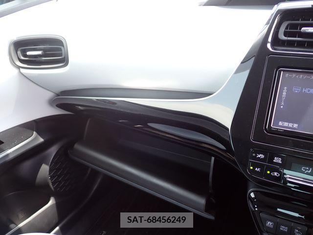 Toyota PRIUS 2020-02 322453-13