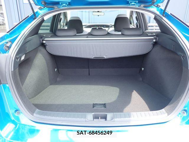 Toyota PRIUS 2020-02 322453-19