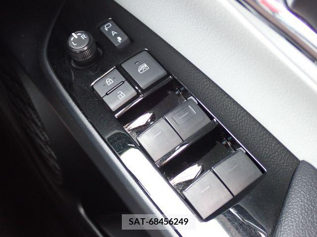 Toyota PRIUS 2020-02 322453-8