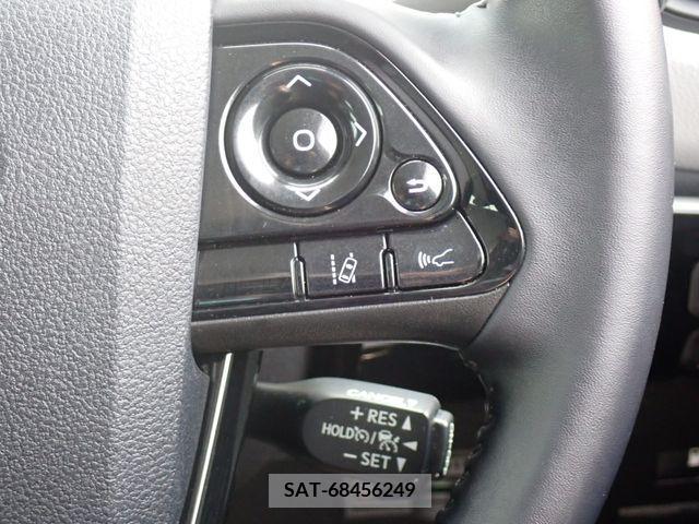 Toyota PRIUS 2020-02 322453-9
