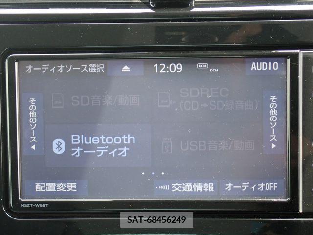 Toyota PRIUS 2020-02 322453-5