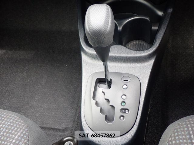 Toyota VITZ 2019-04 334898-10