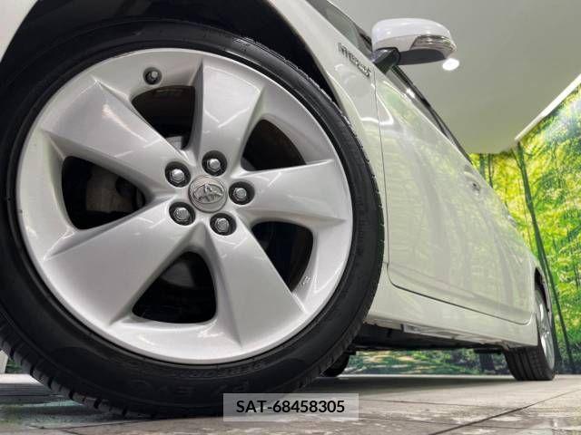 Toyota PRIUS 2014-06 342038-10