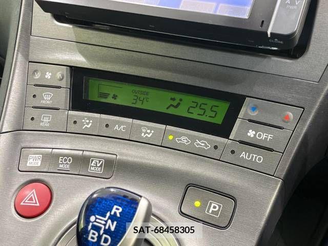 Toyota PRIUS 2014-06 342038-7