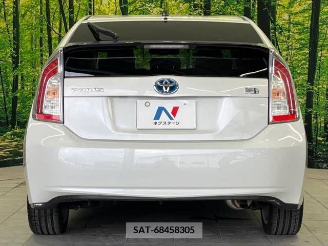 Toyota PRIUS 2014-06 342038-16
