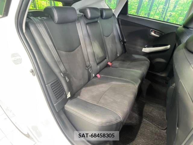 Toyota PRIUS 2014-06 342038-13