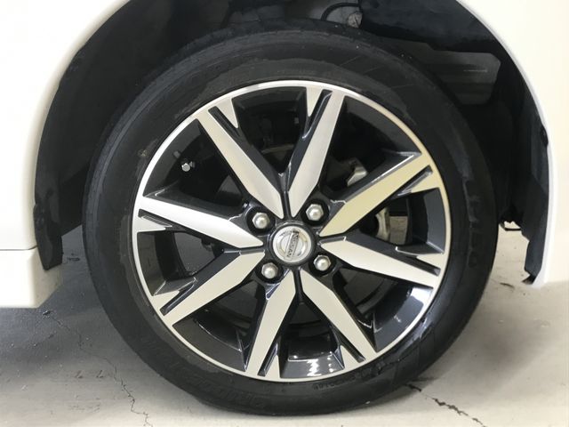 Nissan DAYZ 2018-10 13271-27