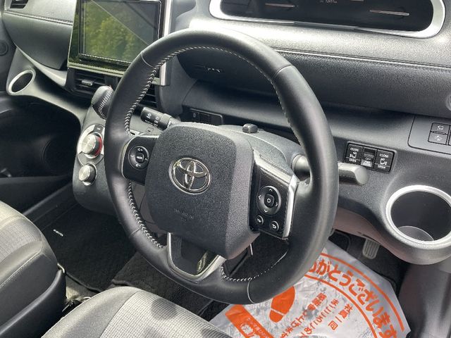 Toyota SIENTA 2021-02 9738-9