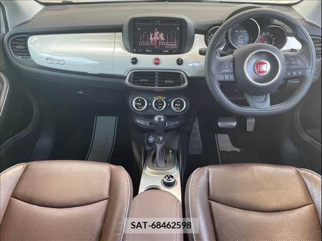 Fiat 500X 2017-07 360100-1