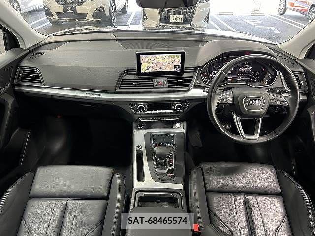 Audi Q5 2019-09 220400-1