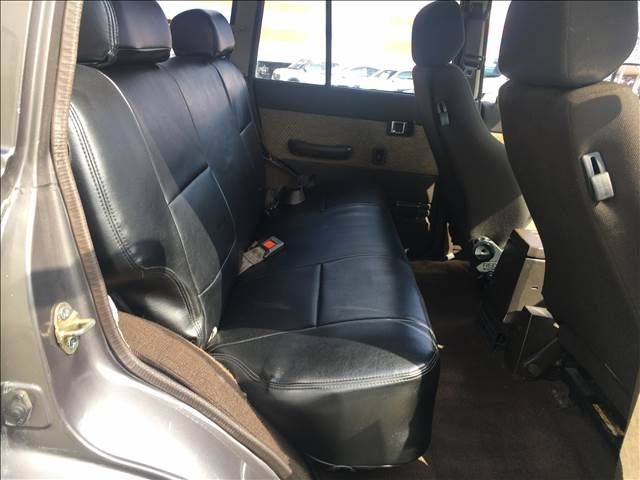 Toyota LAND CRUISER 1988-11 4146-7