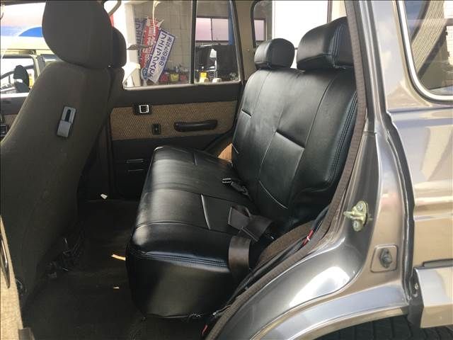 Toyota LAND CRUISER 1988-11 4146-9