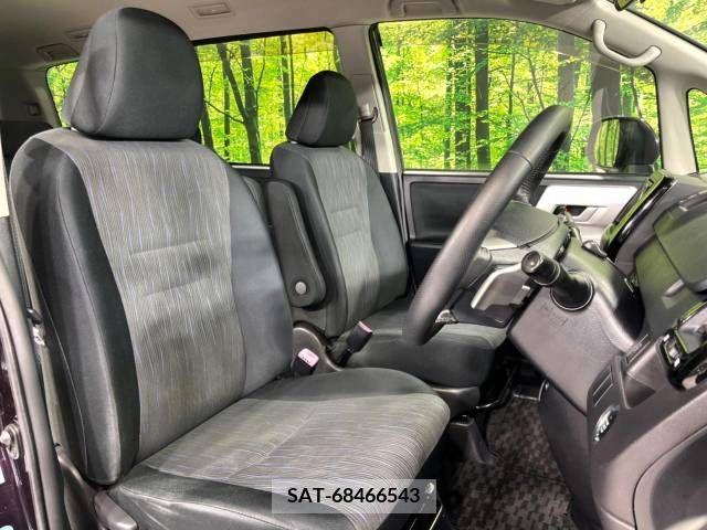 Toyota VOXY 2010-09 328830-7