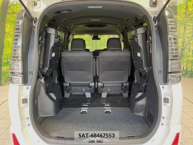 Toyota VOXY 2018-09 321577-11