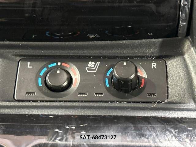 Toyota ALPHARD 2021-03 241551-6