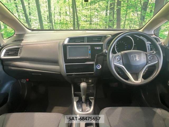 Honda FIT 2017-07 303825-1