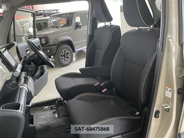 Suzuki X BEE 2020-01 382215-13