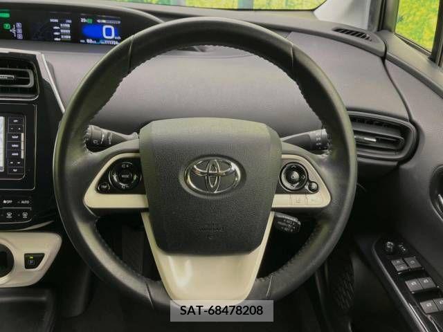 Toyota PRIUS 2017-02 383380-8