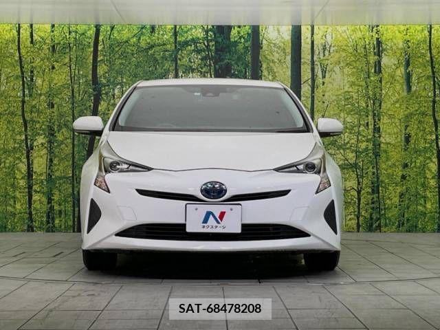 Toyota PRIUS 2017-02 383380-14