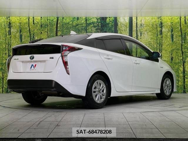 Toyota PRIUS 2017-02 383380-17