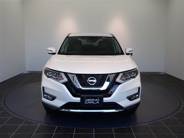 Nissan X-TRAIL 2019-10 16329-4