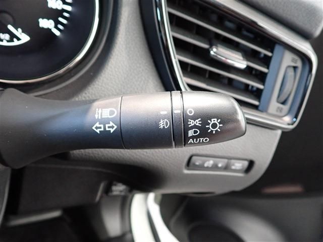 Nissan X-TRAIL 2019-10 16329-17