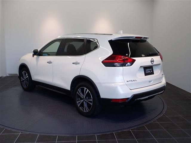 Nissan X-TRAIL 2019-10 16329-6