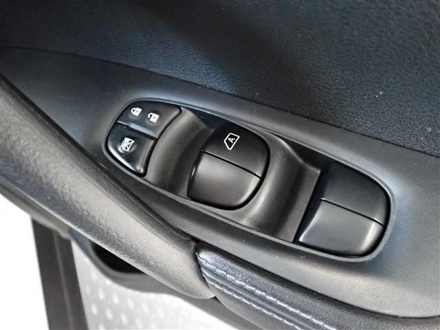 Nissan X-TRAIL 2019-10 16329-19