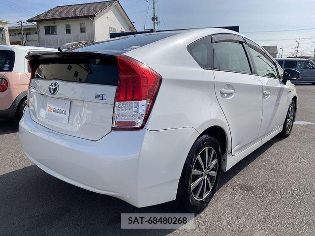 Toyota PRIUS 2012-03 217711-6