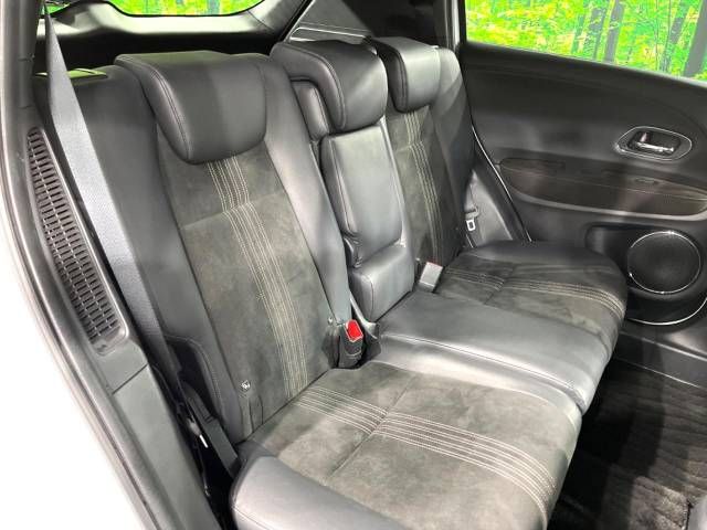 Honda VEZEL 2018-04 7133-11