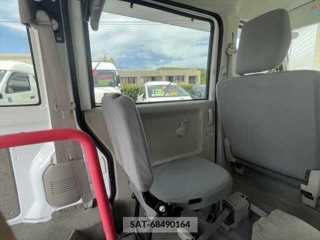 Suzuki EVERY 2013-09 269180-3