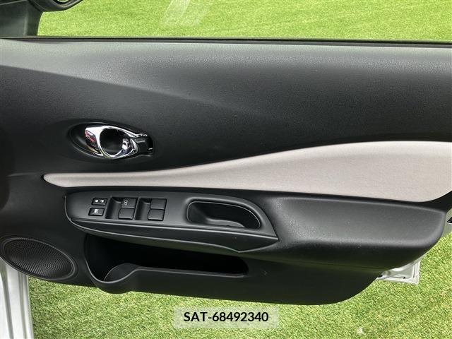 Nissan NOTE 2019-06 279862-15