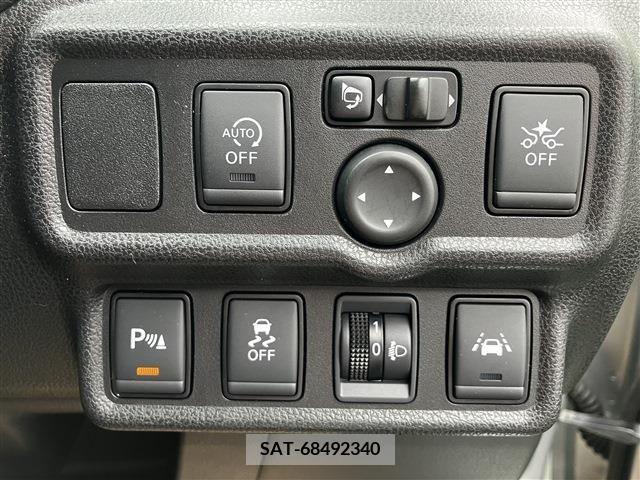 Nissan NOTE 2019-06 279862-4