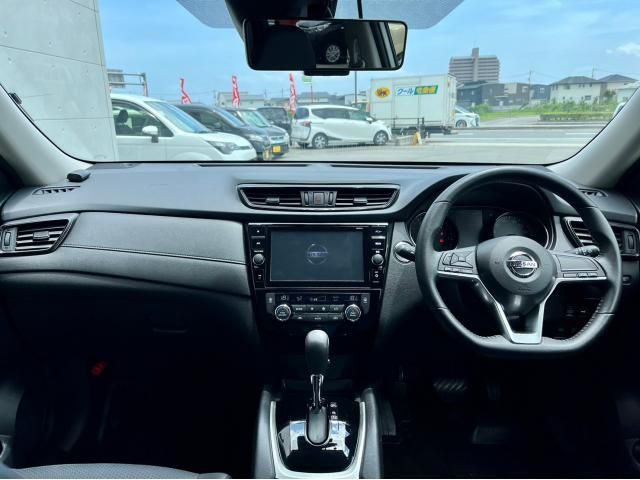 Nissan X-TRAIL 2018-03 28624-7